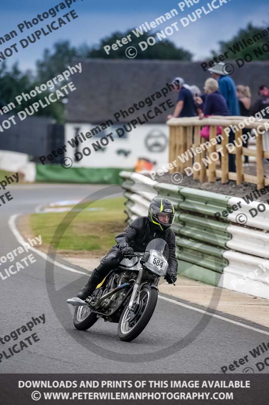 Vintage motorcycle club;eventdigitalimages;mallory park;mallory park trackday photographs;no limits trackdays;peter wileman photography;trackday digital images;trackday photos;vmcc festival 1000 bikes photographs